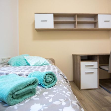 Minidorm Rooms In Heart Of City Center Marburgo Esterno foto