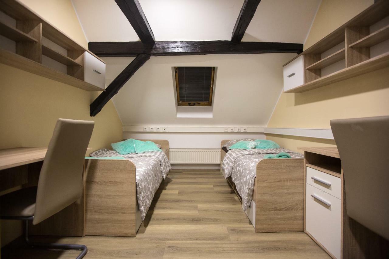 Minidorm Rooms In Heart Of City Center Marburgo Esterno foto