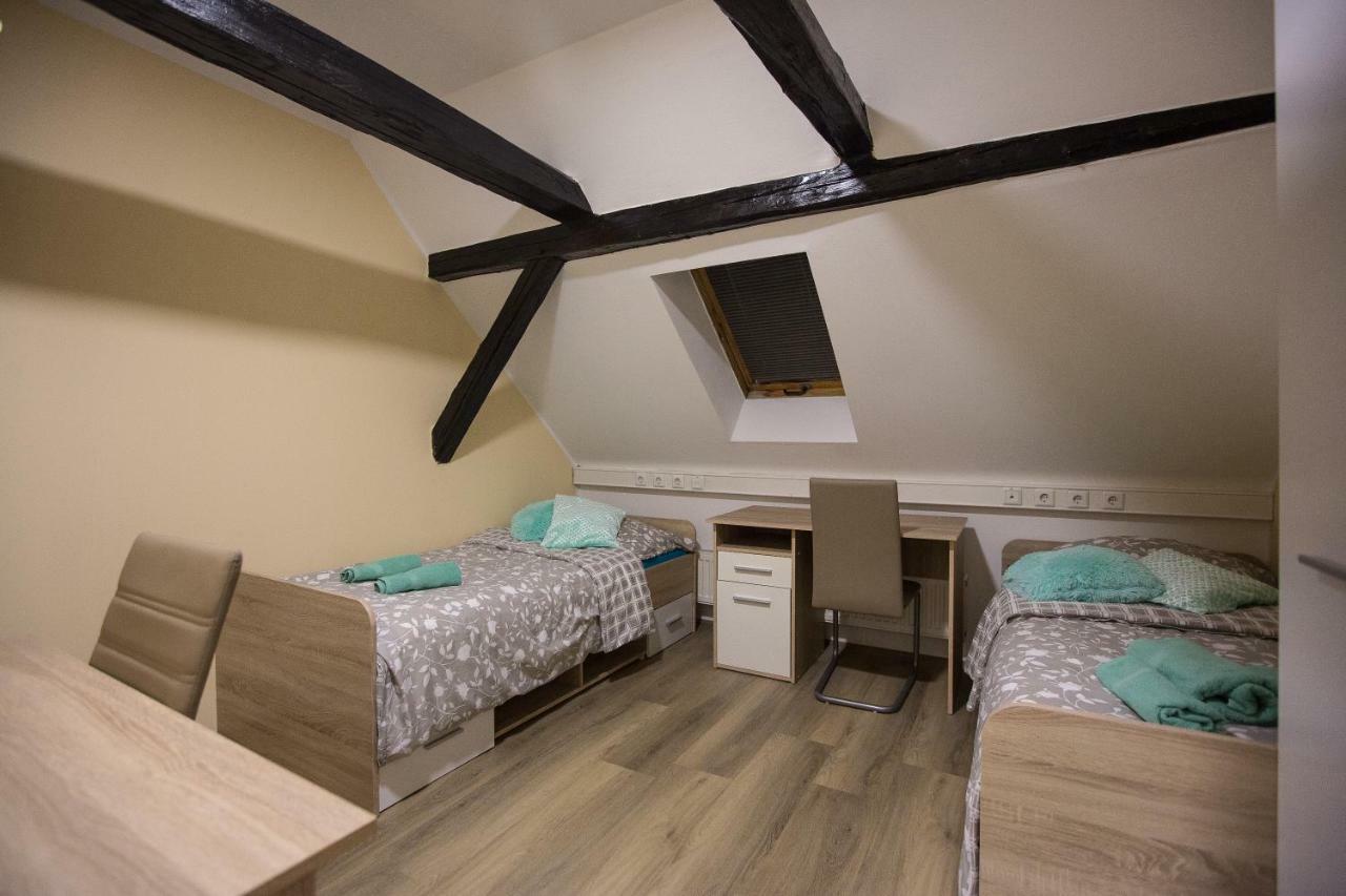 Minidorm Rooms In Heart Of City Center Marburgo Esterno foto