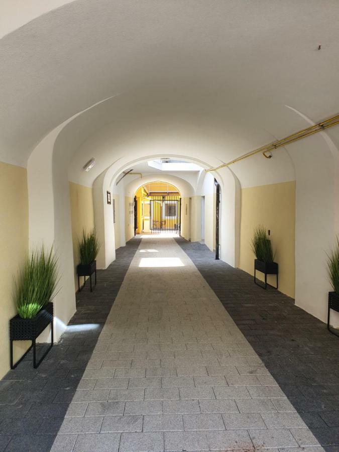 Minidorm Rooms In Heart Of City Center Marburgo Esterno foto