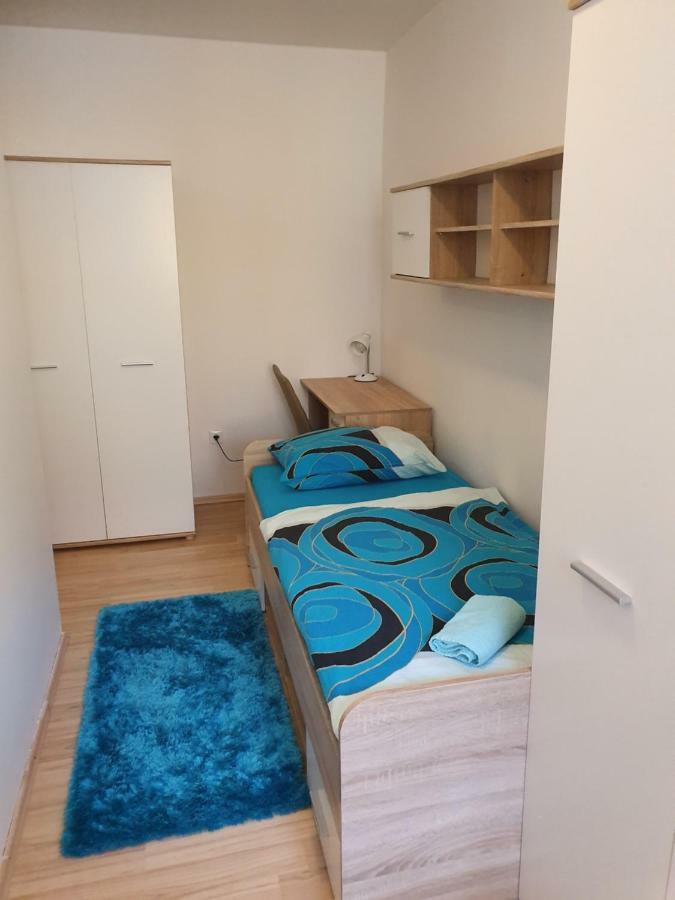 Minidorm Rooms In Heart Of City Center Marburgo Esterno foto