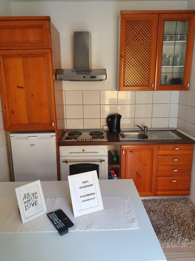 Minidorm Rooms In Heart Of City Center Marburgo Esterno foto